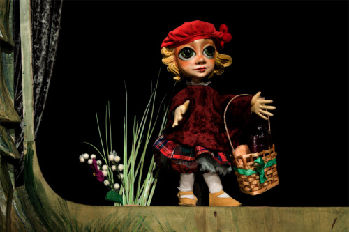 Момче и вятър